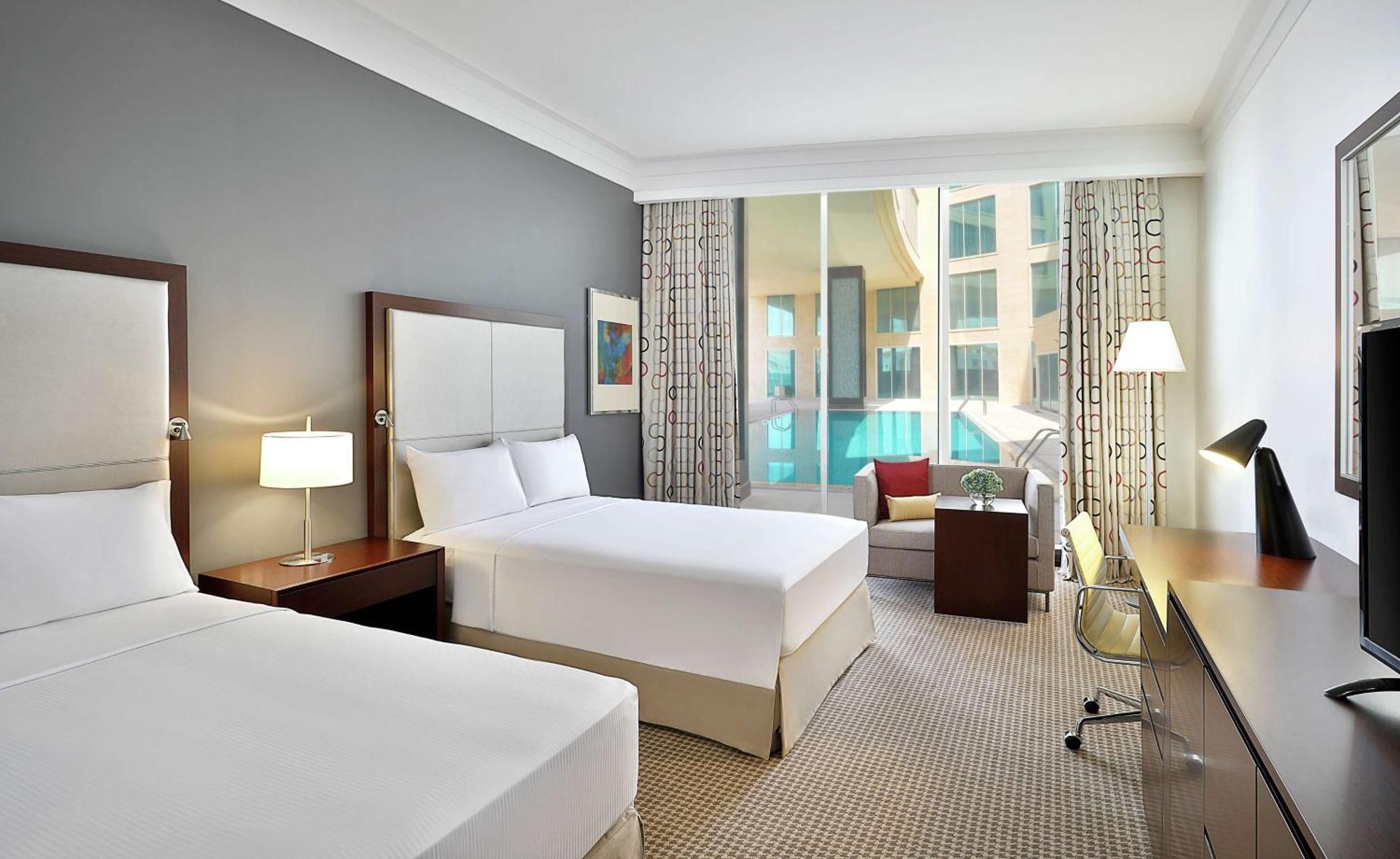 Doubletree By Hilton Doha - Al Sadd Hotel Buitenkant foto